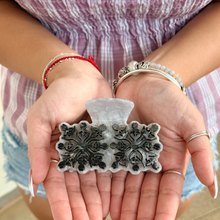 Load image into Gallery viewer, Volcanic Naupaka Kuiki Claw Clip