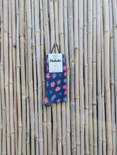 Load image into Gallery viewer, Multi Color Hibiscus sock