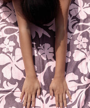 Load image into Gallery viewer, Beach/Yoga Towel - Yireh Vintage Hibiscus