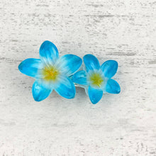 Load image into Gallery viewer, Plumeria Flower Hair Clip