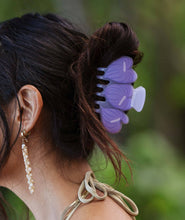 Load image into Gallery viewer, Triple Anthurium Hair Clip