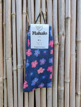 Load image into Gallery viewer, Multi Color Hibiscus sock