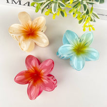 Load image into Gallery viewer, Plumeria Hair Clip