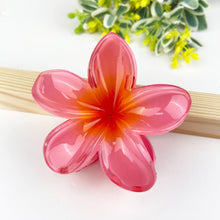 Load image into Gallery viewer, Plumeria Hair Clip