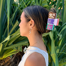 Load image into Gallery viewer, Minimals Collab x Las Olitas Claw Clip