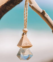 Load image into Gallery viewer, Twin Islands Car Diffuser