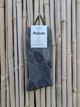 Load image into Gallery viewer, Kalo Taro Leaf Socks