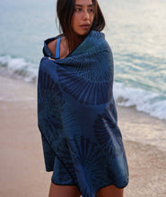 Load image into Gallery viewer, Beach Towel - 'Opihi