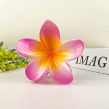 Load image into Gallery viewer, Plumeria Hair Clip