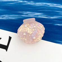 Load image into Gallery viewer, Pearl Shell Claw Clip