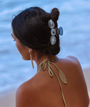 Load image into Gallery viewer, Triple ʻOpihi Hair Clip