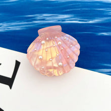 Load image into Gallery viewer, Pearl Shell Claw Clip