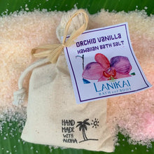 Load image into Gallery viewer, Hawaiian Bath Salts in Cotton Tote 4 oz
