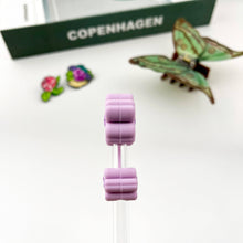 Load image into Gallery viewer, Purple Cherry Blossom Straw Topper
