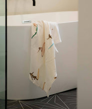Load image into Gallery viewer, Keiki Hooded Towel Queens
