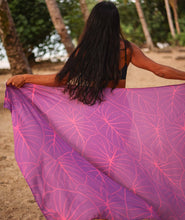 Load image into Gallery viewer, Neon Kalo Pareo
