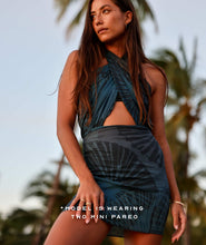 Load image into Gallery viewer, ʻOpihi Navy Mini Pareo

