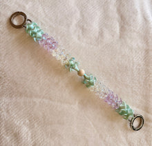 Load image into Gallery viewer, Kailua Beads Purse Forever Lei
