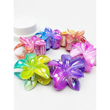 Load image into Gallery viewer, Two Tone Hawaiian Flower Hair Claw
