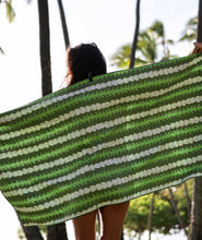 Load image into Gallery viewer, Beach Towel - Pakalana

