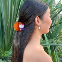 Load image into Gallery viewer, Hibiscus Travel Besties Collab x Jess made with Aloha Claw Clip
