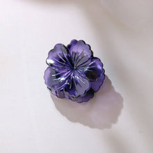 Load image into Gallery viewer, Small Hibiscus Claw Clip
