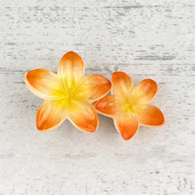 Load image into Gallery viewer, Plumeria Flower Hair Clip

