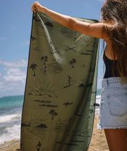 Load image into Gallery viewer, Beach Towel - Popoia
