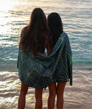 Load image into Gallery viewer, Beach Towel - Green Kalo
