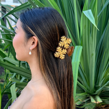 Load image into Gallery viewer, Lehua Mamo Kuiki Claw Clip

