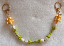 Load image into Gallery viewer, Pakalana, Pikake &amp; Puakenikeni Forever Lei - Gold
