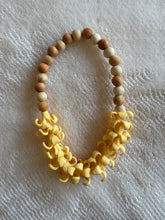 Load image into Gallery viewer, Puakenikeni Car Forever Lei
