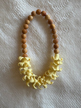 Load image into Gallery viewer, Puakenikeni Car Forever Lei
