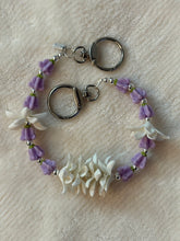 Load image into Gallery viewer, Crown Flower/Pikake Forever Lei
