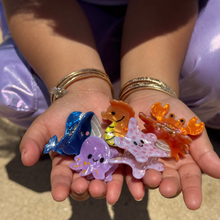 Load image into Gallery viewer, Mini Ocean Animals 5pc Claw Clips
