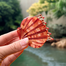Load image into Gallery viewer, Sunrise Shell Watercolor Claw Clip
