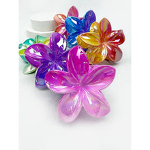 Load image into Gallery viewer, Two Tone Hawaiian Flower Hair Claw
