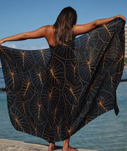 Load image into Gallery viewer, Kalo Pareo - Gold
