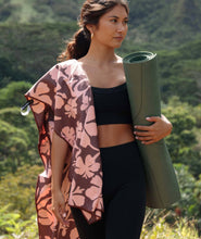 Load image into Gallery viewer, Beach/Yoga Towel - Yireh Vintage Hibiscus
